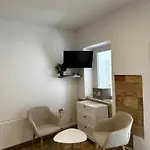 Sg Apartmanovy Dum 4* Horice