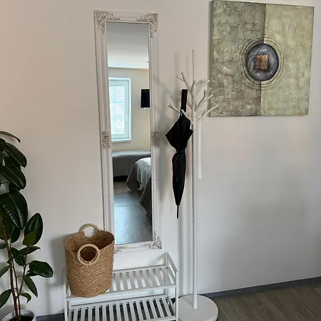 Aparthotel Sg Apartmanovy Dum 4*